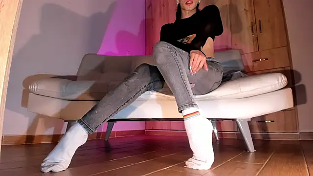 Snapshot of ArchieCollins chatting on March 13, 11:27 pm ArchieCollins online show from March 13, 11:27 pm