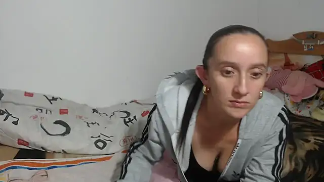 Snapshot of DeepAnal07 chatting on December 15, 4:07 am DeepAnal07 online show from December 15, 4:07 am