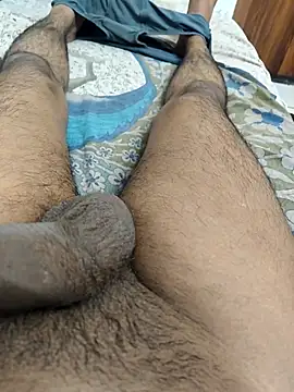 Snapshot of Aaryans69 chatting on September 12, 12:11 am Aaryans69 online show from September 12, 12:11 am