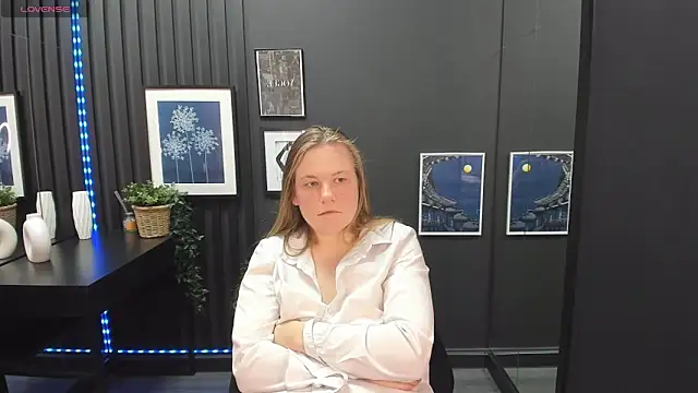 JadeSoft online show from February 22, 5:24 pm