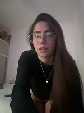 Snapshot of babymaddy chatting on August 3, 5:38 pm babymaddy online show from August 3, 5:38 pm