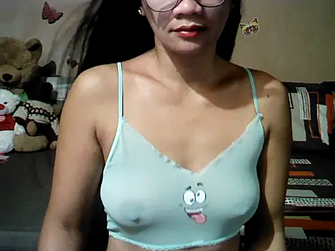 Mia Rein online show from July 6, 1:30 pm