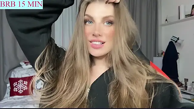 Snapshot of Just_alice chatting on February 14, 1:51 pm Just alice online show from February 14, 1:51 pm