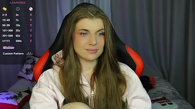 Snapshot of Just_alice chatting on March 10, 8:34 pm Just alice online show from March 10, 8:34 pm