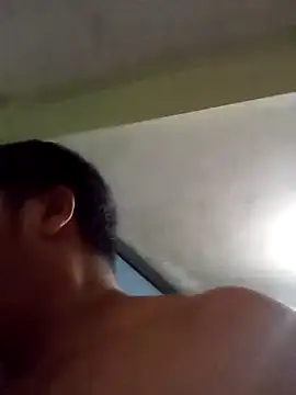 Snapshot of Vulckano43 chatting on January 22, 4:23 pm Vulckano43 online show from January 22, 4:23 pm