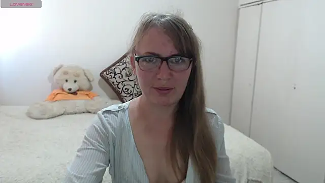 MargotLot online show from April 29, 12:31 pm