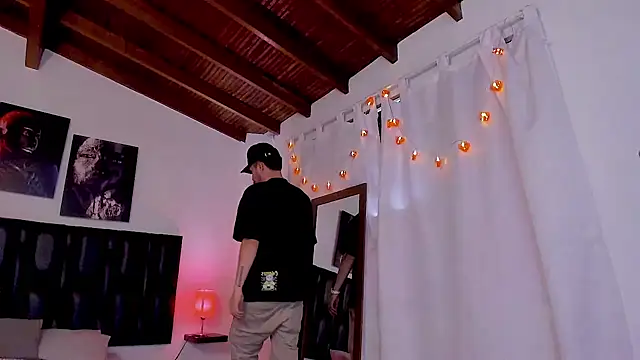 Pleasure Vibes23 online show from February 14, 9:32 pm