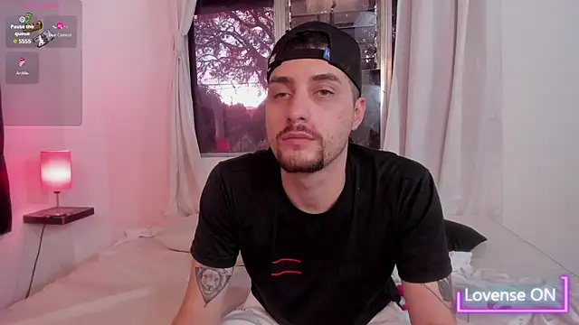 Pleasure Vibes23 online show from February 26, 9:05 pm