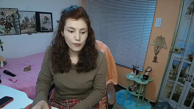 Snapshot of jrcamila chatting on October 5, 8:40 pm jrcamila online show from October 5, 8:40 pm