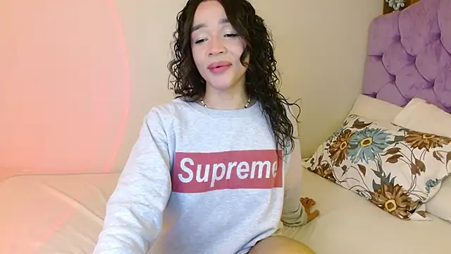 Snapshot of kiarablue chatting on September 12, 1:49 am kiarablue online show from September 12, 1:49 am