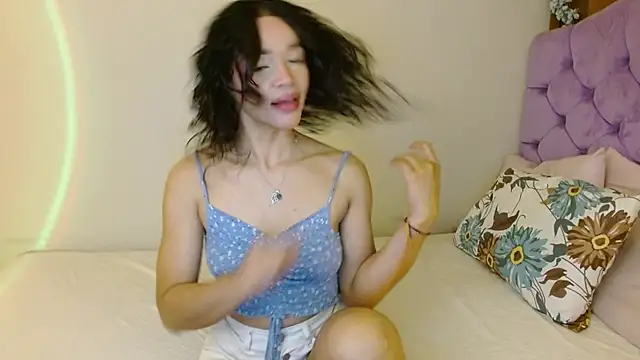 Snapshot of kiarablue chatting on September 24, 2:15 am kiarablue online show from September 24, 2:15 am