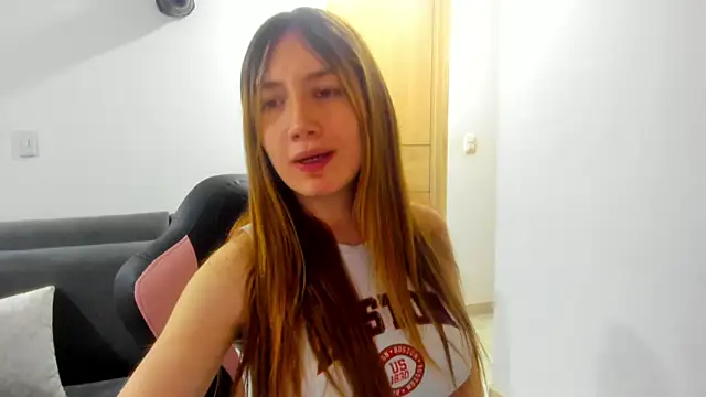 horny  molly  online show from November 5, 3:39 am