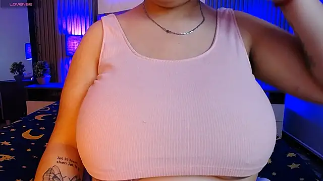 Snapshot of dafne_hss chatting on December 23, 2:28 pm dafne hss online show from December 23, 2:28 pm