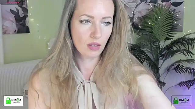 Queenymel online show from June 7, 4:55 pm
