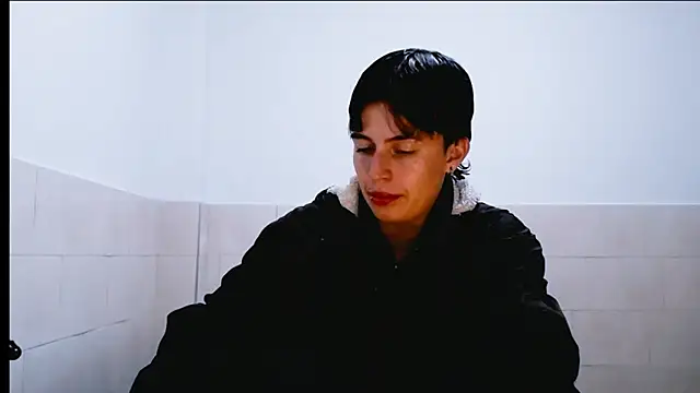 Snapshot of Cocain_Atenea chatting on June 7, 10:35 pm Cocain Atenea online show from June 7, 10:35 pm