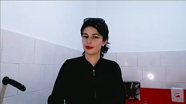 Cocain Atenea online show from July 18, 8:45 pm