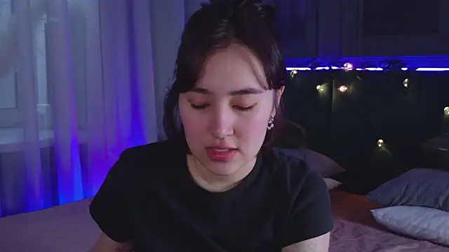 Snapshot of So_audrey chatting on December 28, 7:44 am So audrey online show from December 28, 7:44 am