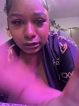 Snapshot of BigFineSelena chatting on October 7, 12:08 am BigFineSelena online show from October 7, 12:08 am