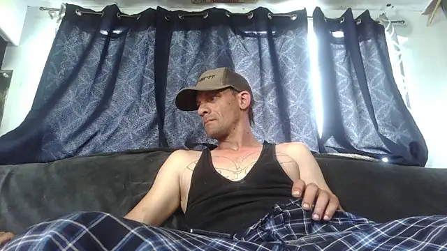 goodick4u28 online show from April 6, 4:52 pm