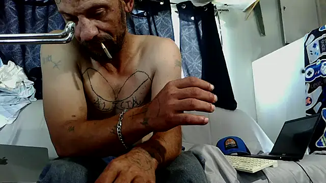 goodick4u28 online show from May 9, 3:06 pm