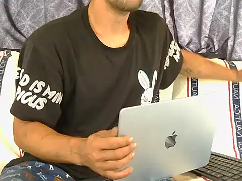 goodick4u28 online show from June 9, 3:01 pm