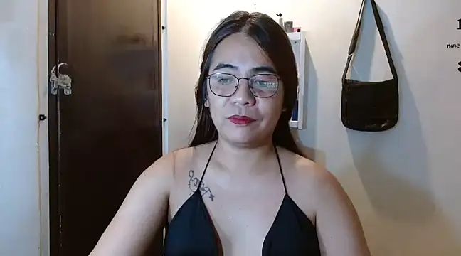 IvanaSuck Cock online show from December 14, 12:33 am