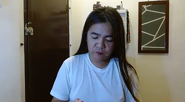 Snapshot of IvanaSuck_Cock chatting on January 6, 8:28 pm IvanaSuck Cock online show from January 6, 8:28 pm