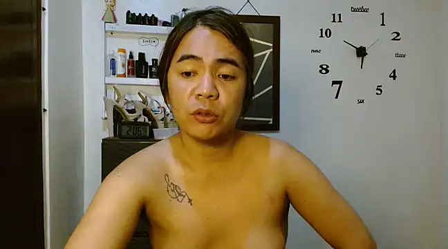 Snapshot of IvanaSuck_Cock chatting on January 29, 6:01 am IvanaSuck Cock online show from January 29, 6:01 am