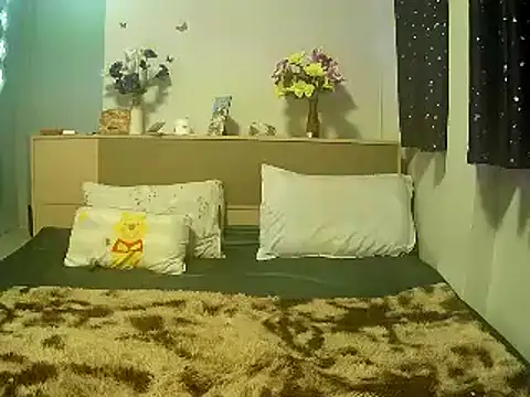 Snapshot of Jennythai123 chatting on February 19, 5:38 am Jennythai123 online show from February 19, 5:38 am