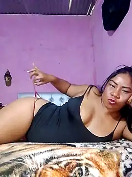 Snapshot of rosmery-navarro chatting on February 9, 7:30 pm rosmery-navarro online show from February 9, 7:30 pm