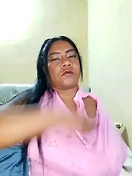 Snapshot of rosmery-navarro chatting on November 8, 3:39 am rosmery-navarro online show from November 8, 3:39 am