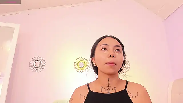 Snapshot of miss_soffi_ chatting on January 22, 12:17 pm miss soffi online show from January 22, 12:17 pm