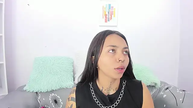 Snapshot of miss_soffi_ chatting on September 9, 12:05 pm miss soffi online show from September 9, 12:05 pm