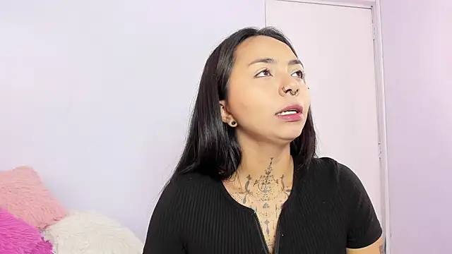 Snapshot of miss_soffi_ chatting on September 27, 12:21 pm miss soffi online show from September 27, 12:21 pm