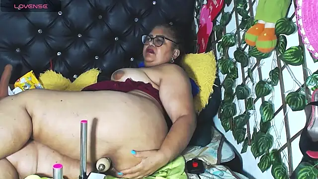 mature beautiful online show from March 12, 9:55 am