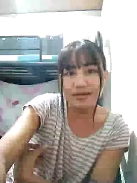 Snapshot of sexyts69xx chatting on February 17, 1:42 pm sexyts69xx online show from February 17, 1:42 pm