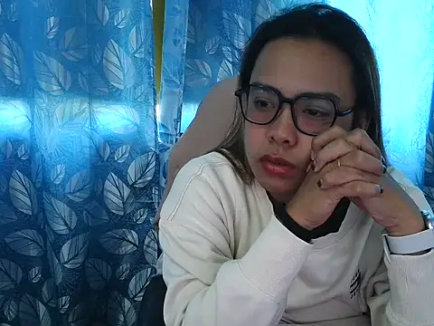 Snapshot of Your_PrettyGirlxxx chatting on October 21, 1:06 am Your PrettyGirlxxx online show from October 21, 1:06 am