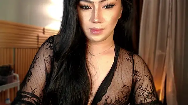 Snapshot of Felina_felicia chatting on December 5, 8:44 pm Felina felicia online show from December 5, 8:44 pm