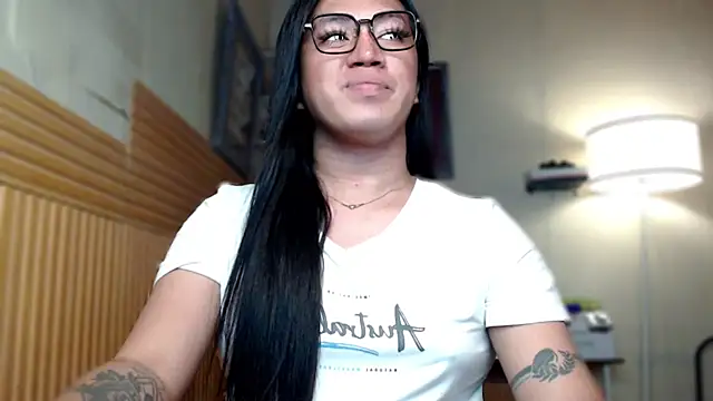 Snapshot of Felina_felicia chatting on January 20, 8:50 pm Felina felicia online show from January 20, 8:50 pm