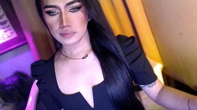 Snapshot of Felina_felicia chatting on April 14, 5:52 pm Felina felicia online show from April 14, 5:52 pm