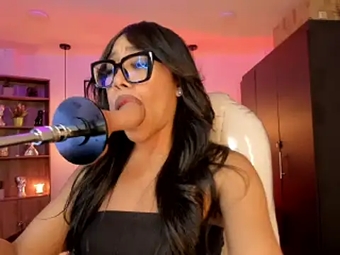 Snapshot of Olivia_ds chatting on January 28, 4:18 am Olivia ds online show from January 28, 4:18 am