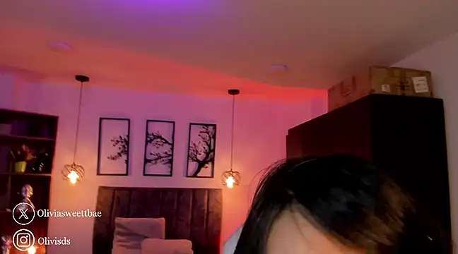 Snapshot of Olivia_ds chatting on February 1, 4:24 am Olivia ds online show from February 1, 4:24 am