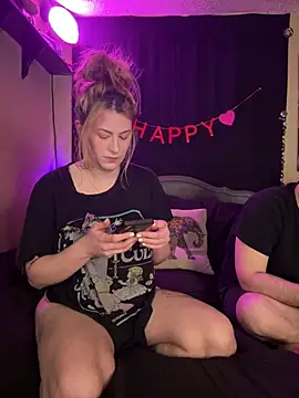 Mallorykoxx69 online show from March 23, 8:04 am