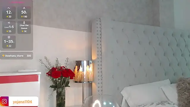 Snapshot of emma_zoe19 chatting on December 13, 11:17 pm emma zoe19 online show from December 13, 11:17 pm