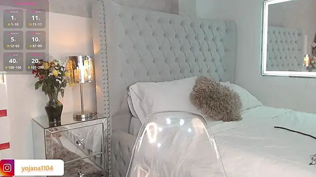 Snapshot of emma_zoe19 chatting on February 2, 1:55 am emma zoe19 online show from February 2, 1:55 am