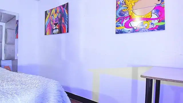 Candy And Andy  online show from March 18, 3:53 pm