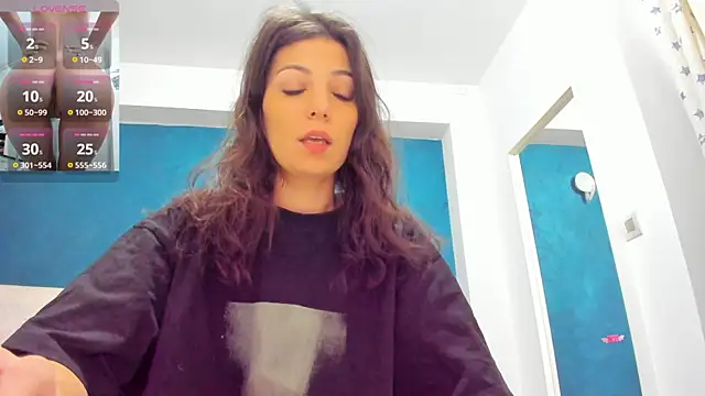 Anna Lewis online show from February 14, 7:38 am