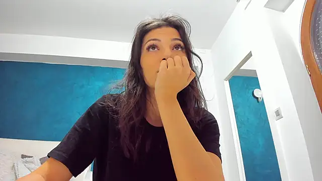 Anna Lewis online show from February 16, 9:48 am