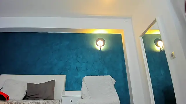 Anna Lewis online show from March 10, 8:12 pm