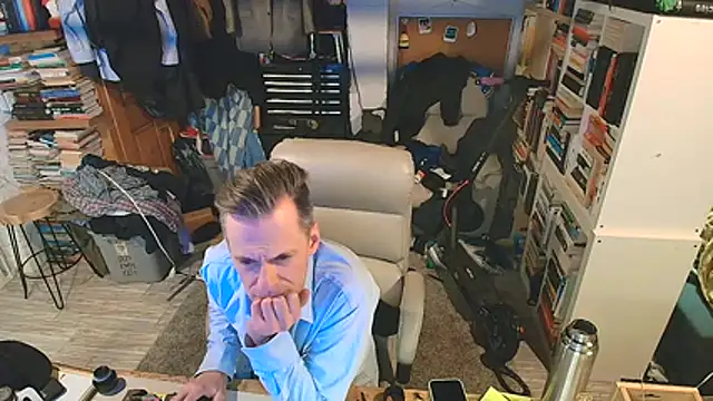 cumhungrybottom4u online show from March 18, 7:11 am